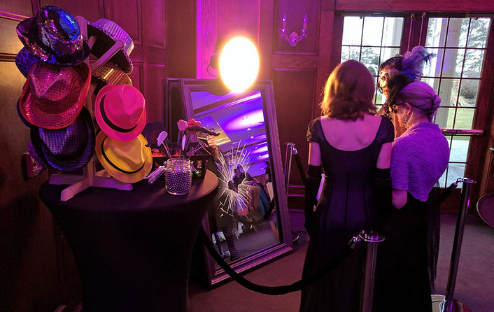 Mirror Photo Booths